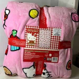 SOLD-Hello Kitty Christmas Blanket - Twin size